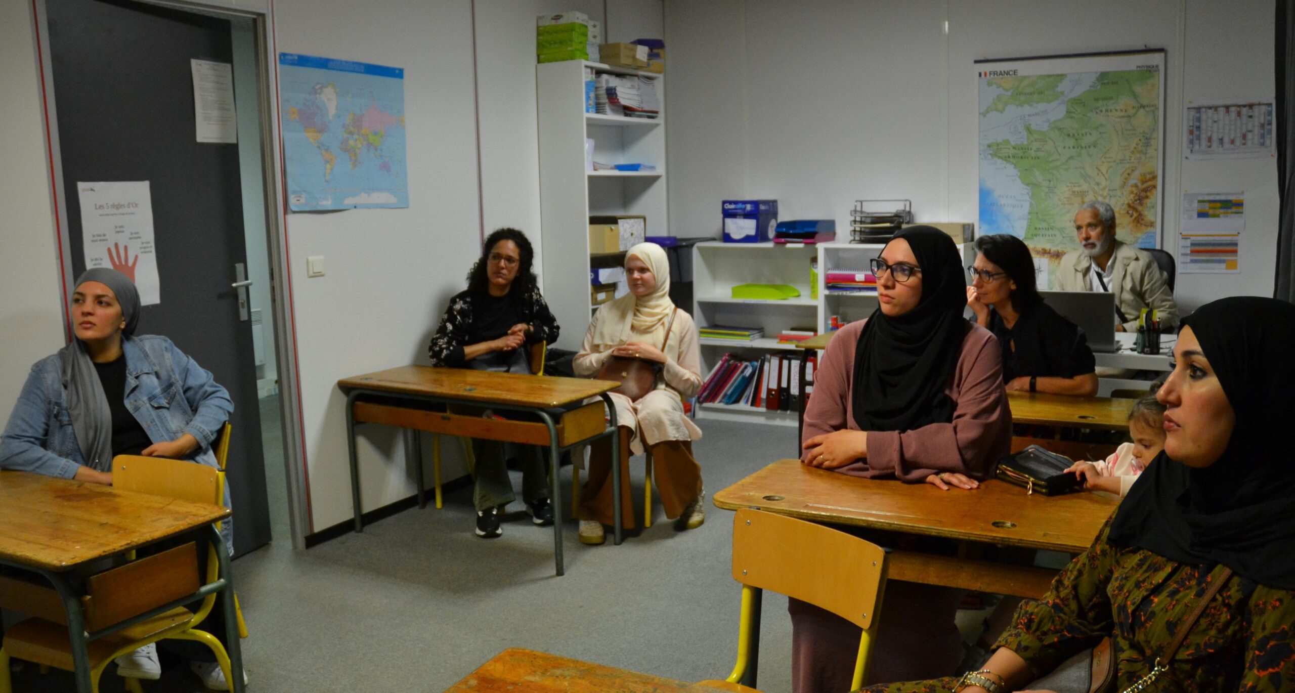 La rentrée des parents d'élèves à l'école Cours Henri Guillaumet